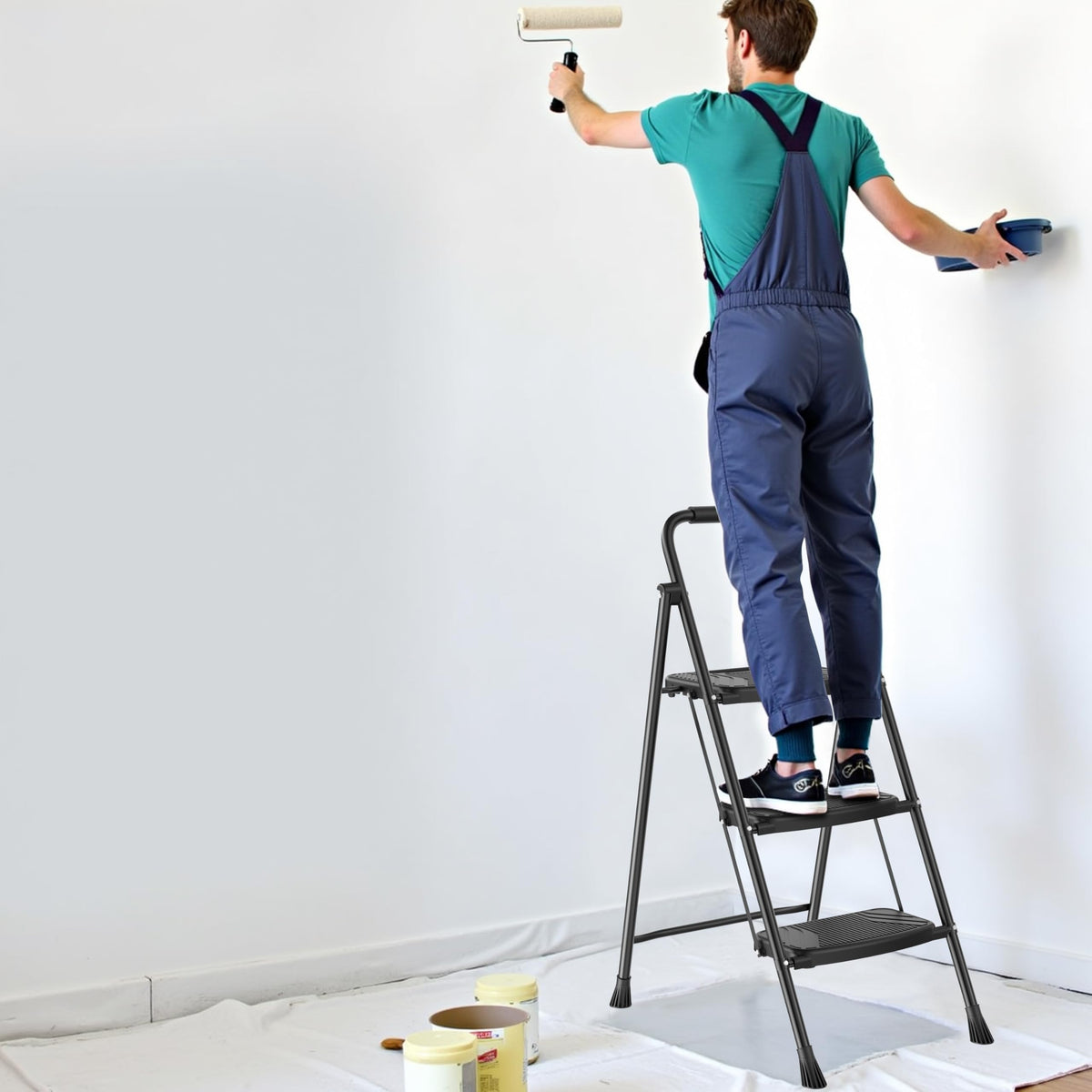 Folding Steel 3-Step Ladder with Handrail O336807