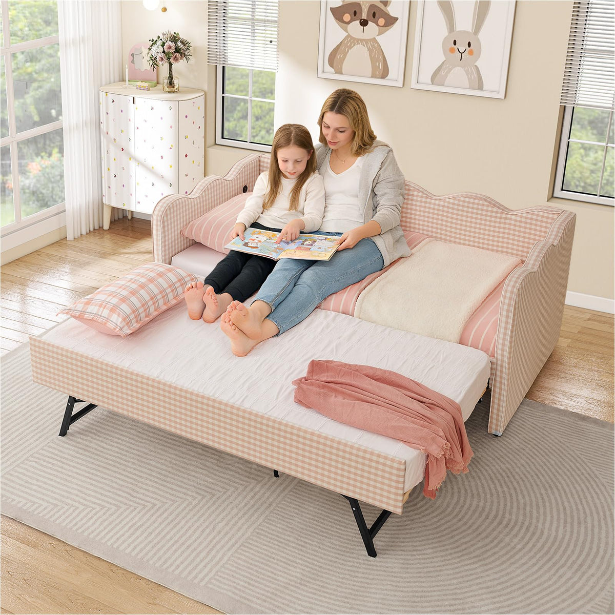 Twin Size Upholstered Daybed with Pop Up Trundle Q361933