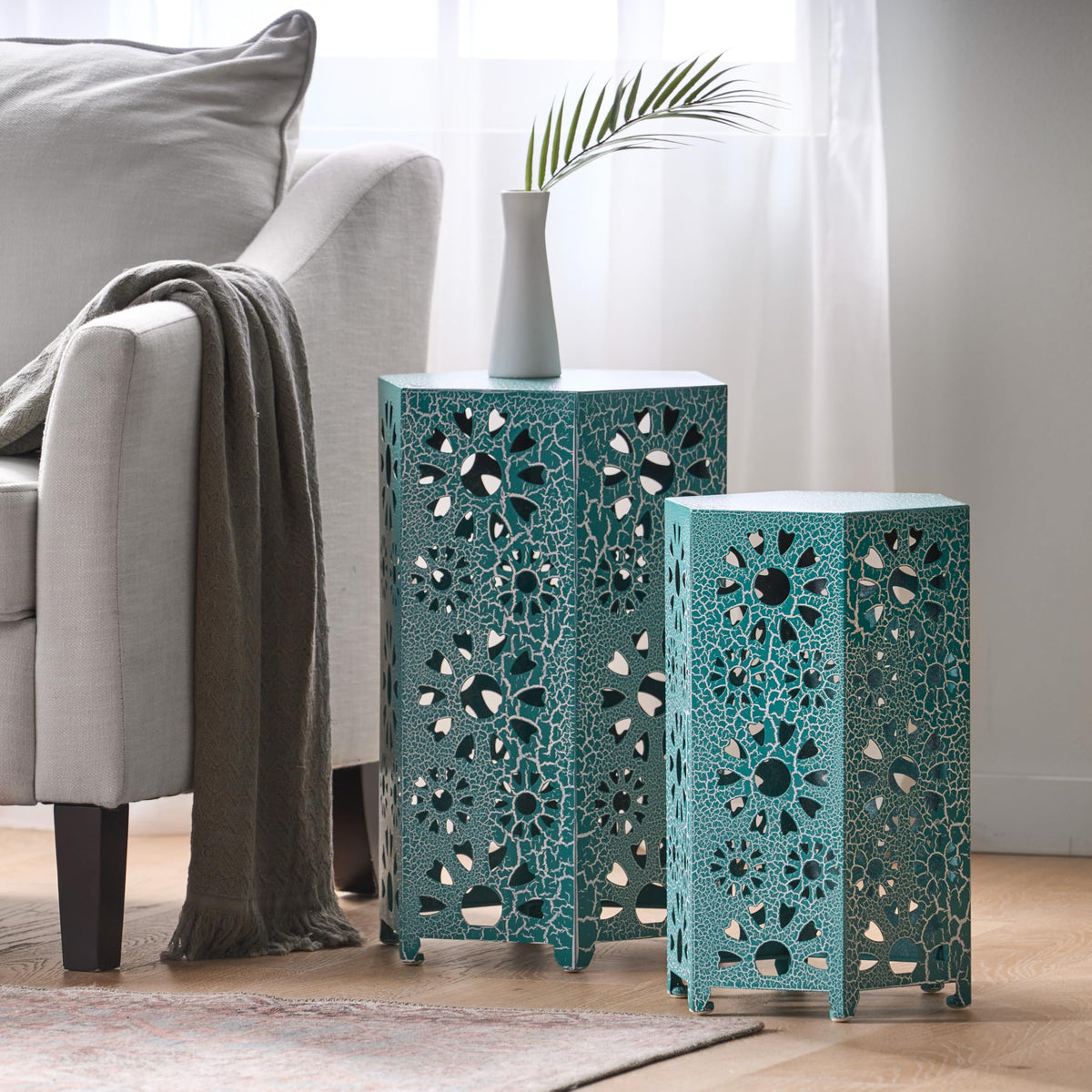 Teal Metal Garden Stool Side Table I63068